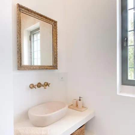 Antique Villa, Casa Rosa - 3 Bed, 2 Bath With Pool *