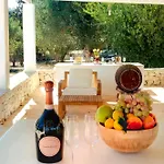 Antique Villa, Casa Rosa - 3 Bed, 2 Bath With Pool צ'לייה מספיקה