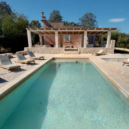 בית נופש Antique Villa, Casa Rosa - 3 Bed, 2 Bath With Pool