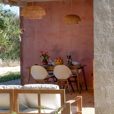 Antique Villa, Casa Rosa - 3 Bed, 2 Bath With Pool Holiday home Ceglie Messapica